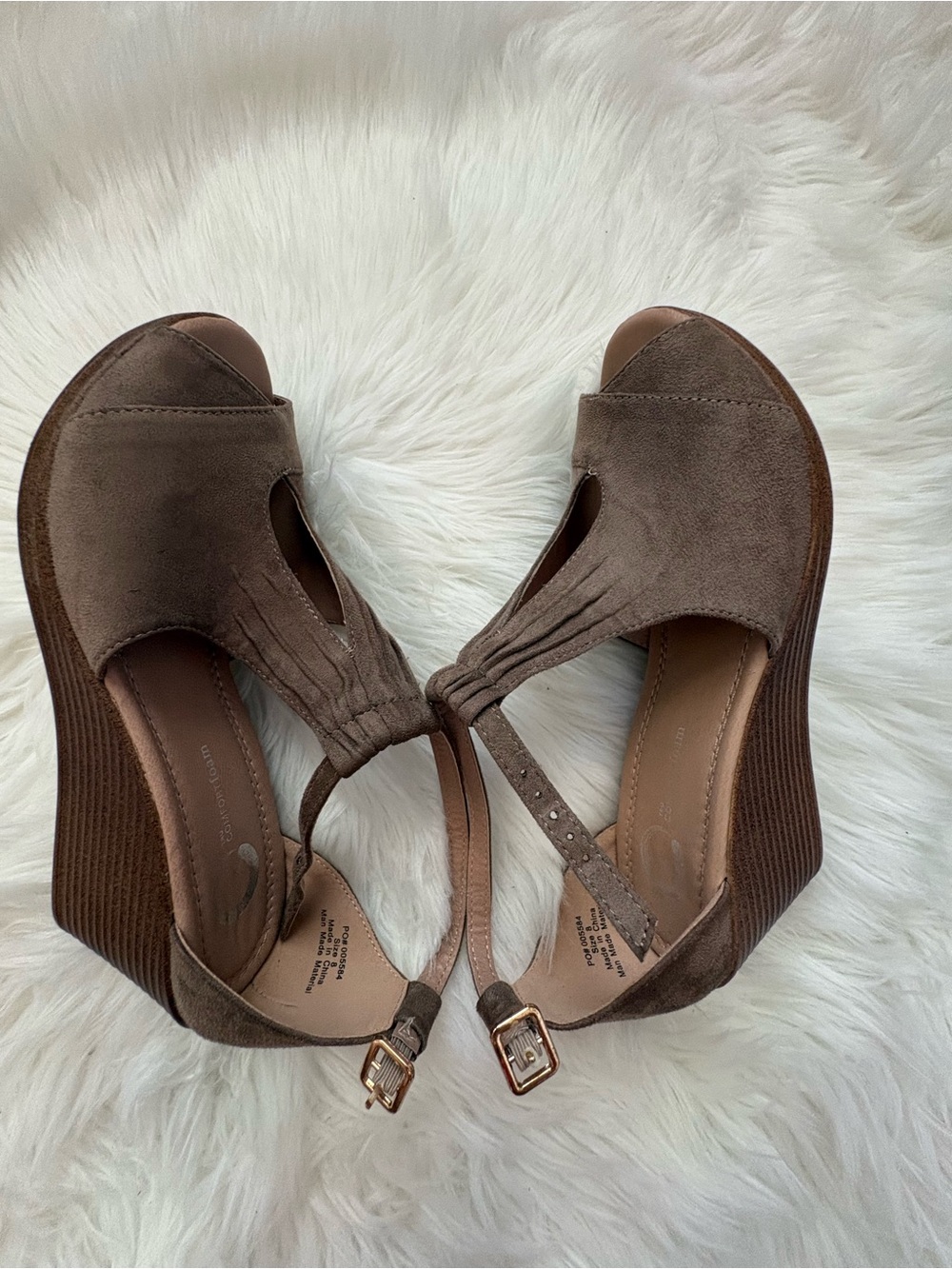 Women’s Taupe Suede Ankle-Strap Peep-Toe Sandals - Picture 5 of 7